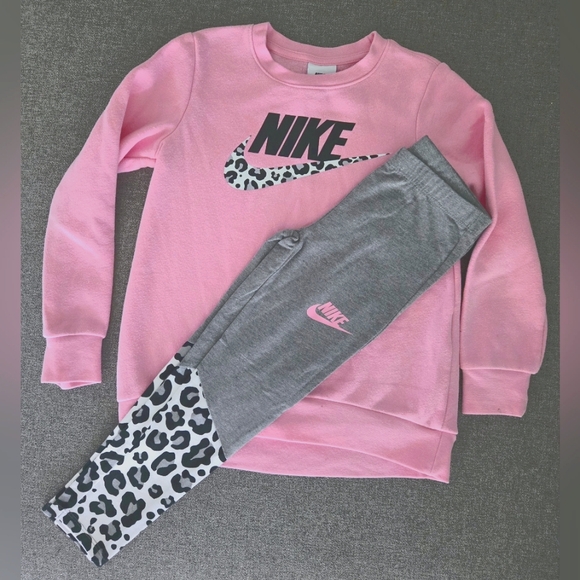 Nike and New Balance Kids Clothing Set - Picture 3 of 4